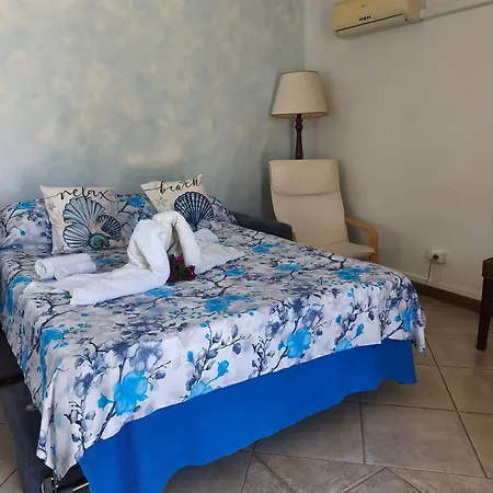 Guest house Indigo Moon 3*
