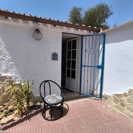 Indigo Moon 3* Quartu SantʼElena